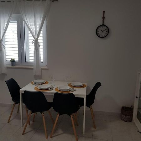 Apartments Gaston ポドゥゴラ エクステリア 写真
